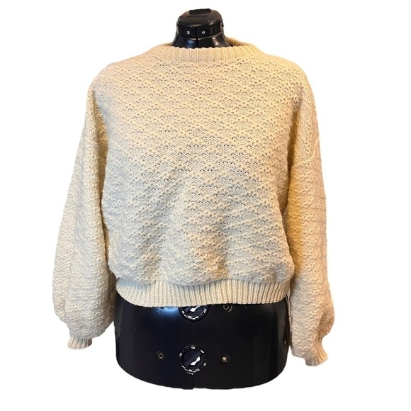 Hand Crafted Sweaters - Hand Crafted Oversized & Slightly Cropped Cream Sweater with Balloon Sleeves